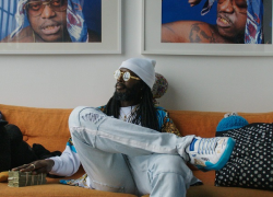 Smurf G – Holiday Smurf G – Holiday