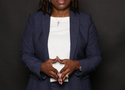 The musician Ebony Henry is able to find the balance between home and work. The musician Ebony Henry is able to find the balance between home and work.